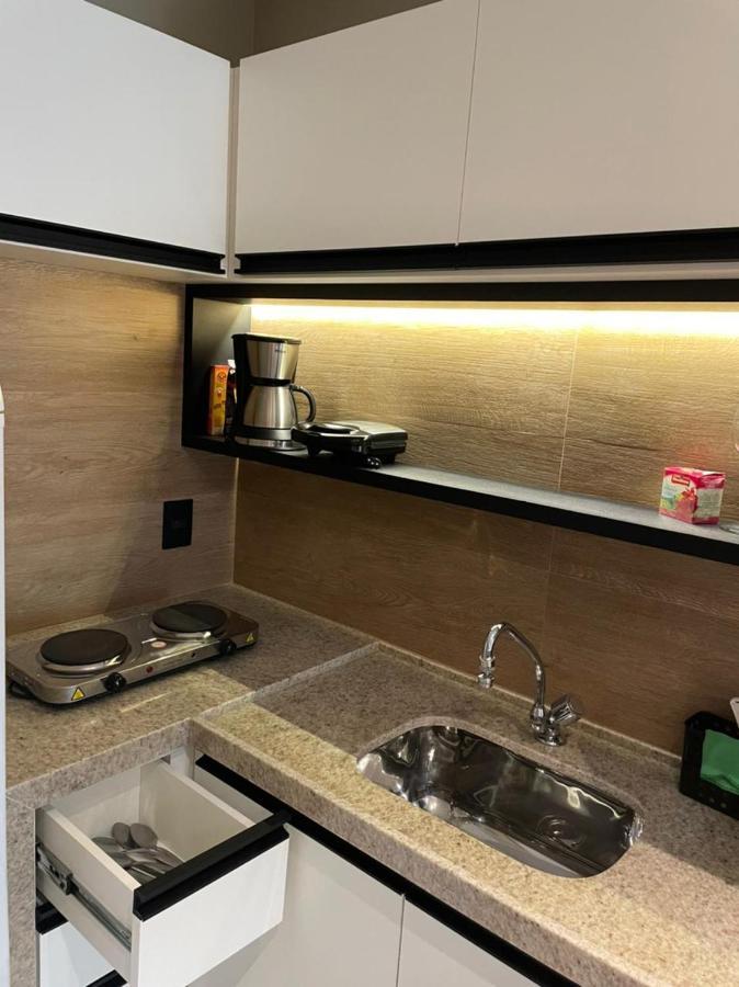 Flat Iate Clube Home Experience Praia Do Canto Vitória Екстериор снимка